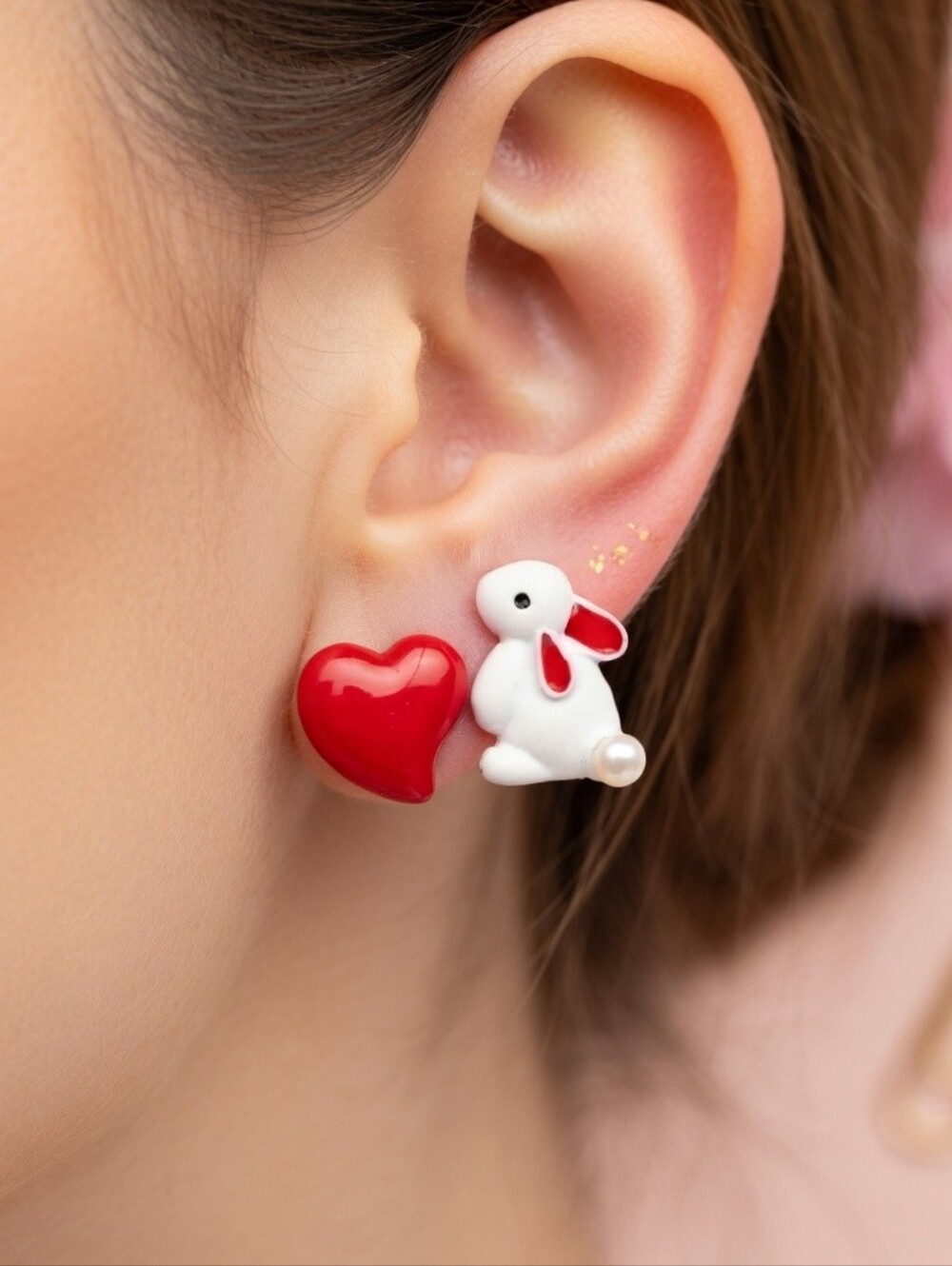 MODCLOTH BUNNY LOVE STUD EARRINGS